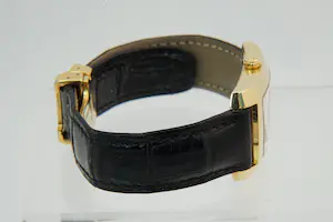 92 - Stijlvol 18Krt gouden Baume et Mercier "Hampton Milleis" polshorloge kopen? Bied vanaf 1600!