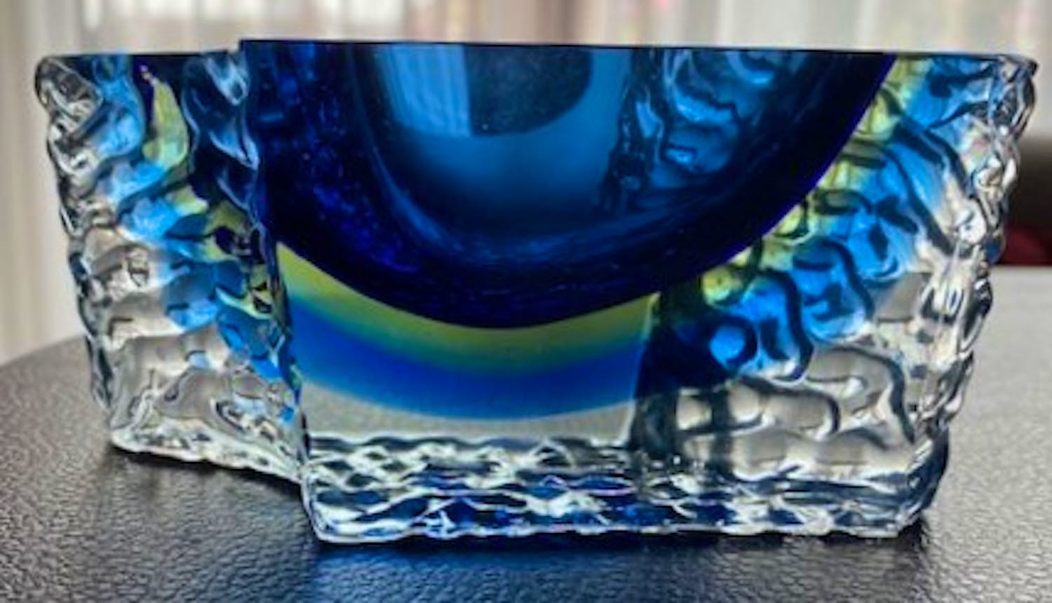 Luigi Mandruzzato - Schitterende kleurrijke schaal / centre piece (Sommerso-techniek) kopen? Bied vanaf 78!