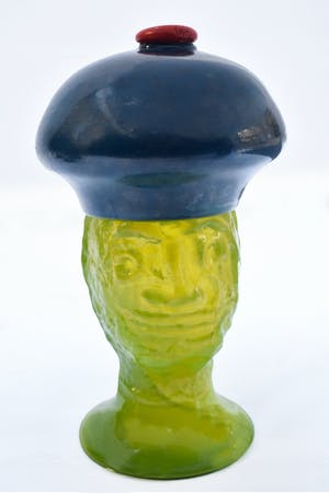 Niet of onleesbaar gesigneerd - Figuur met hoed kopen? Bied vanaf 1!