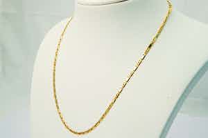 2518 - Elegant  - klein model - 14 karaats geel-gouden zg. "Anker" collier verkocht voor € 120!