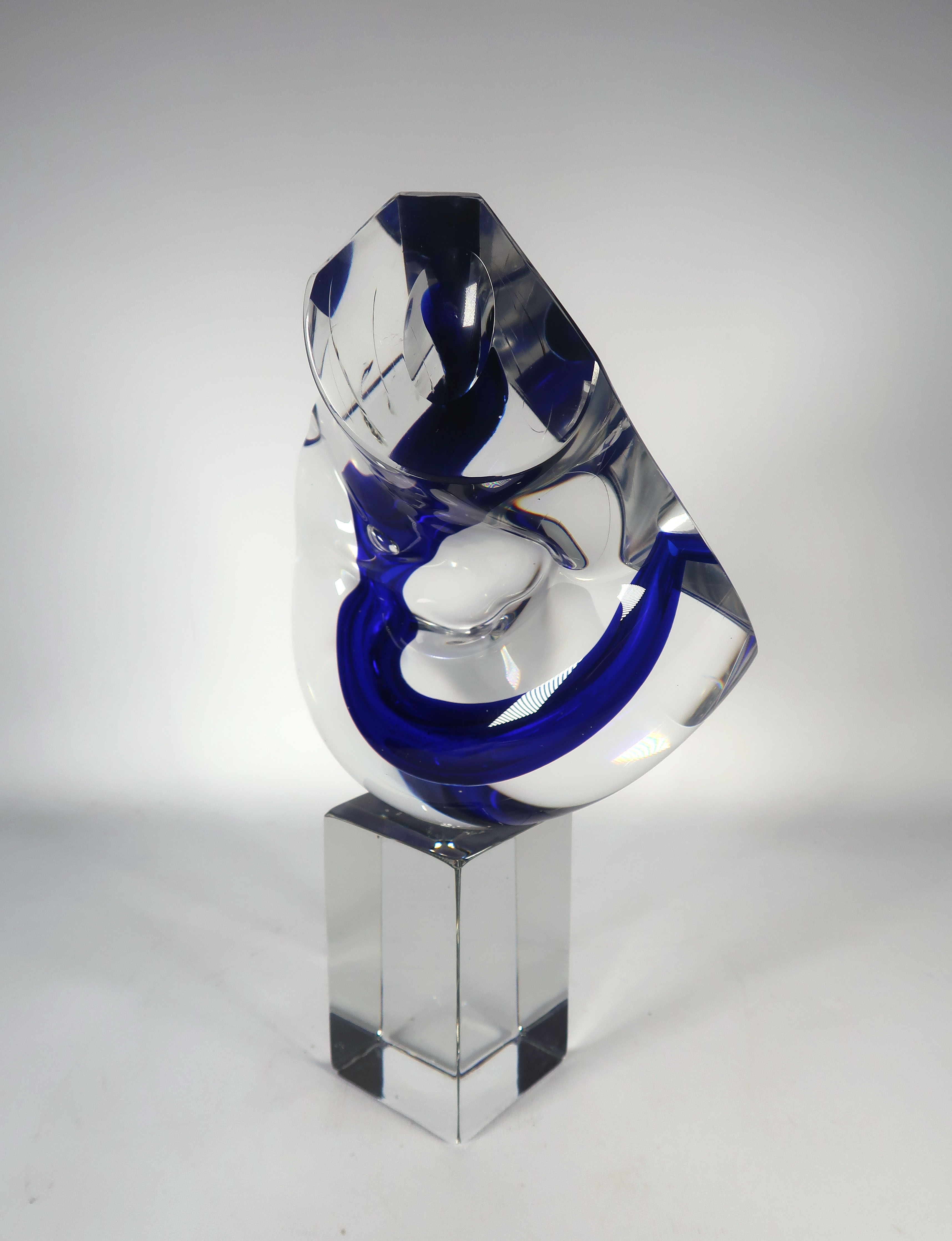 Niet of onleesbaar gesigneerd - Glas, Vrijgevormd object kopen? Bied vanaf 1!