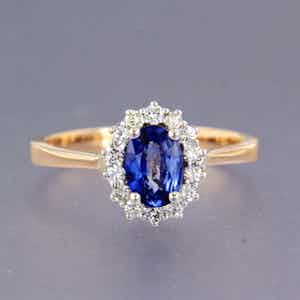 18K Goud - entourage ring met saffier en briljant geslepen diamant verkocht voor € 395!