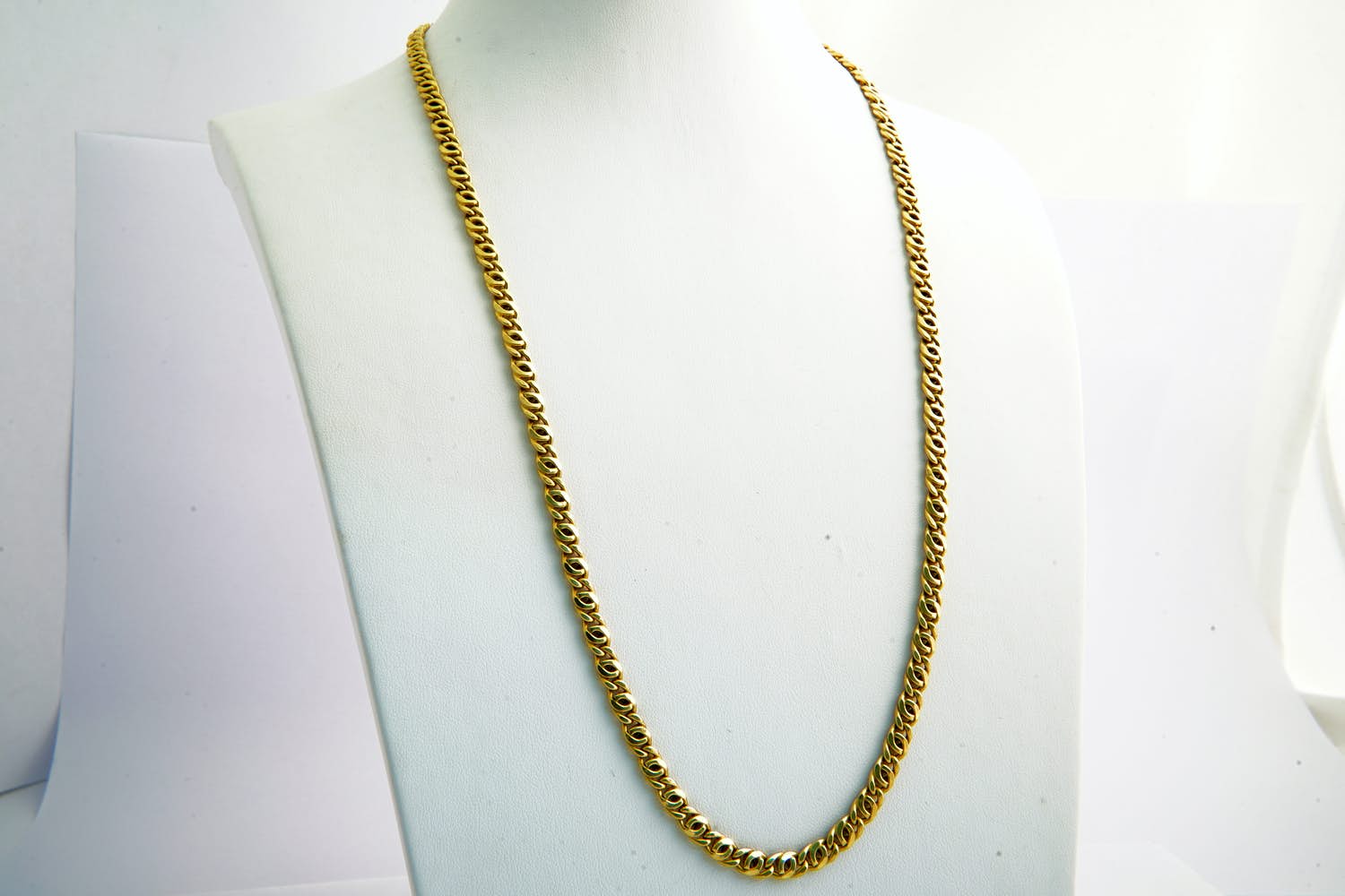 108- Lang (60+cm) geel gouden 18 karaats fantasie schakel ketting collier kopen? Bied vanaf 720!