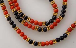 Chanelcollier kopen? Bied vanaf 300!