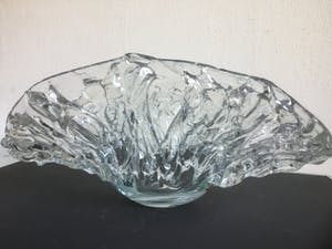 Niet of onleesbaar gesigneerd - Glazen schaal kopen? Bied vanaf 10!