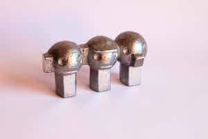 Willy Ceysens - Three wise monkeys brutalist aluminum sculpture. verkocht voor € 60!
