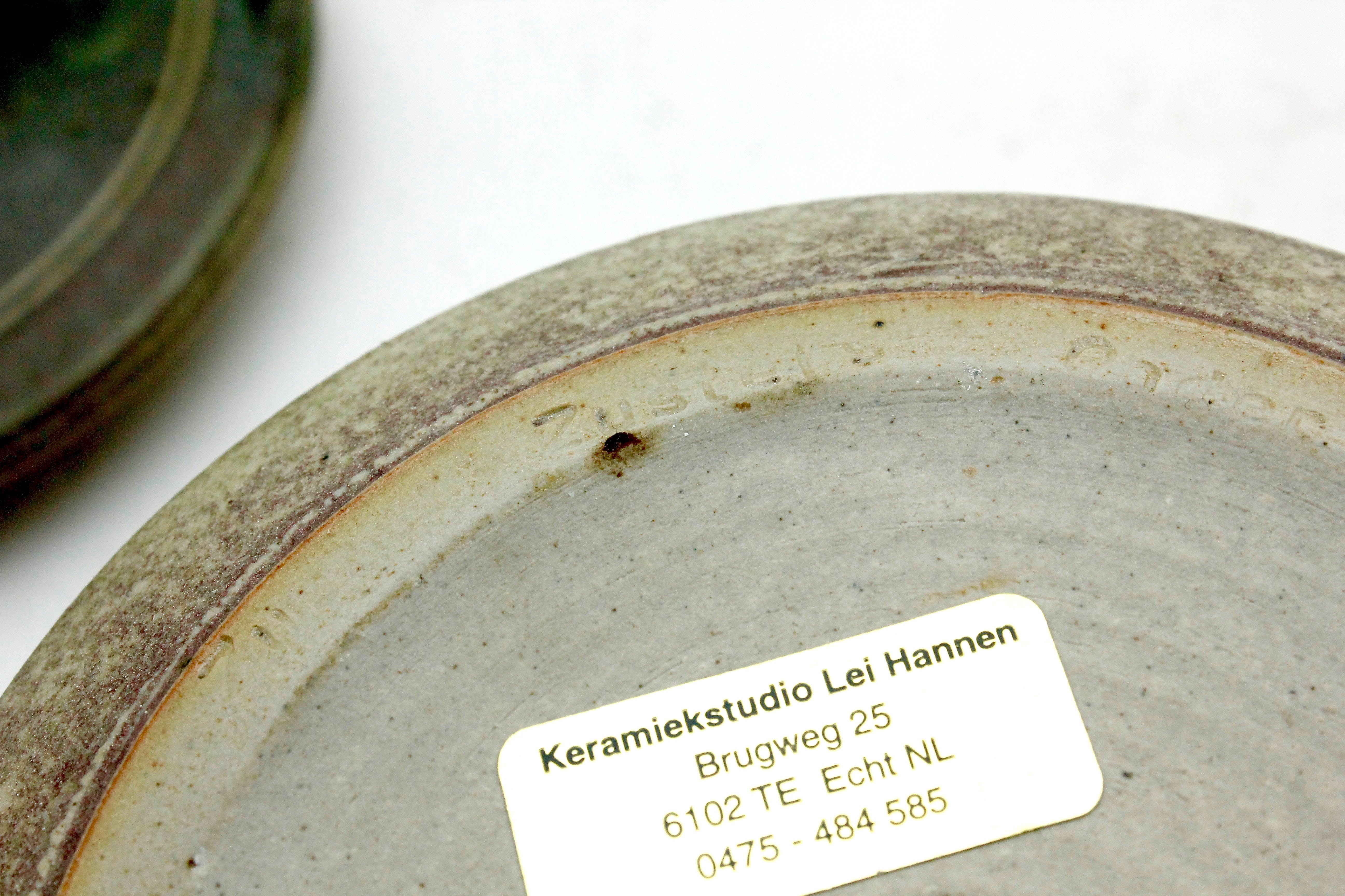 Lei Hannen - Stilistisch dekselschaaltje - 1990's kopen? Bied vanaf 1!