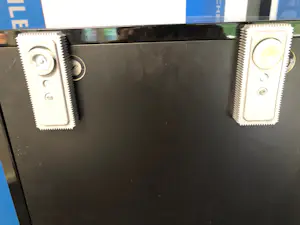 Giulio Cappellini - Design kast 'Sistemi' in rood/zwart kubistische vormgeving (jaren '80) kopen? Bied vanaf 750!