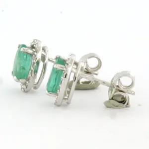 14k wit gouden oorknoppen met smaragd en briljant geslepen diamant tot. 0,20ct kopen? Bied vanaf 650!