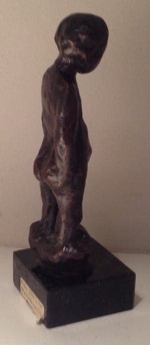 Nel van Lith - Jongetje met afgezakte broek kopen? Bied vanaf 150!