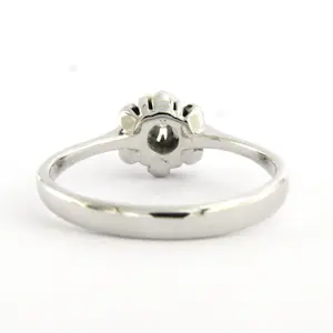 18k gouden solitair ring met briljant geslepen diamant tot. 0.03ct – F/G - VS/SI kopen? Bied vanaf 240!