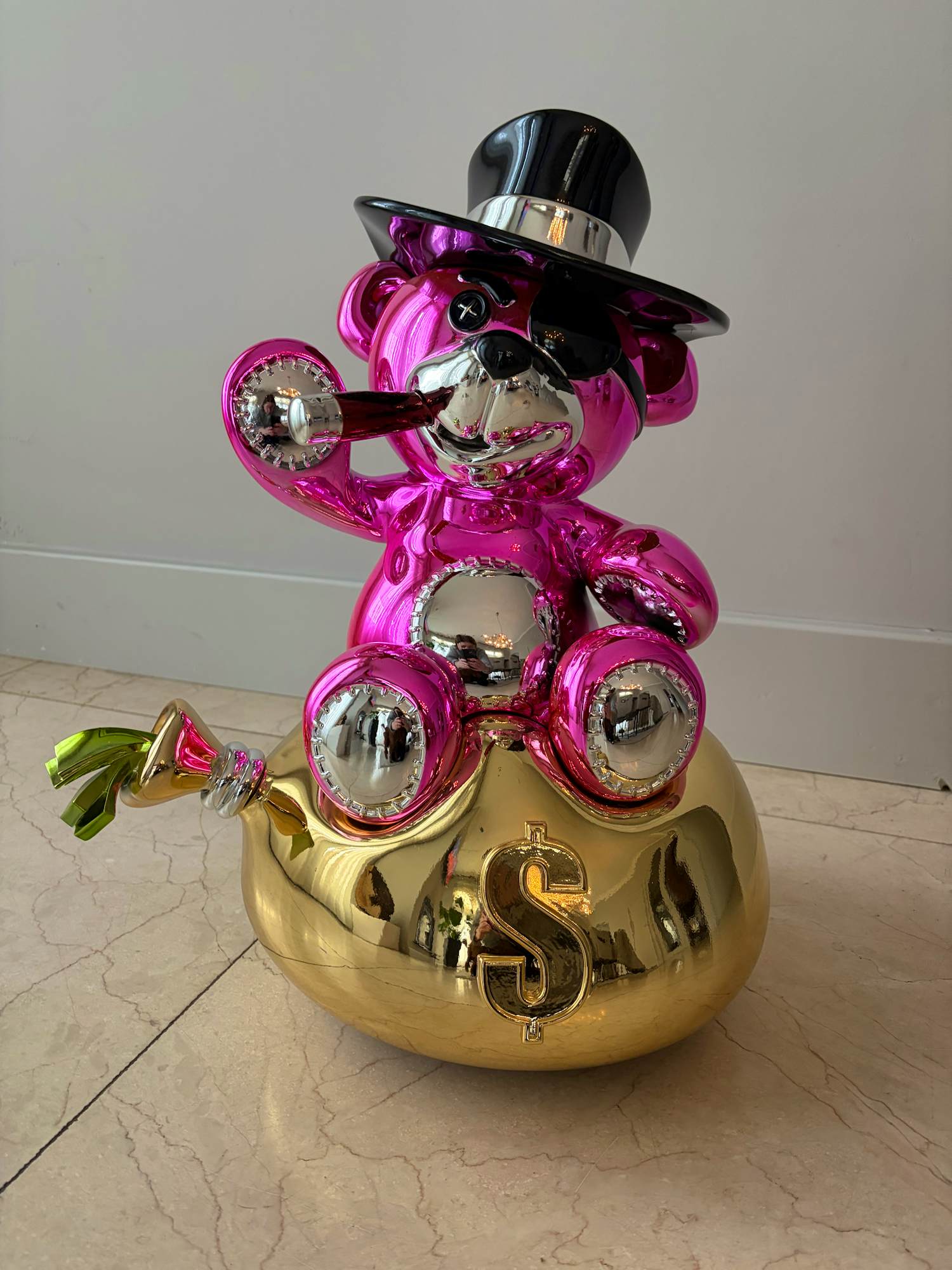 Diederik Van Apple - Mr. Chohiba Pink kopen? Bied vanaf 750!