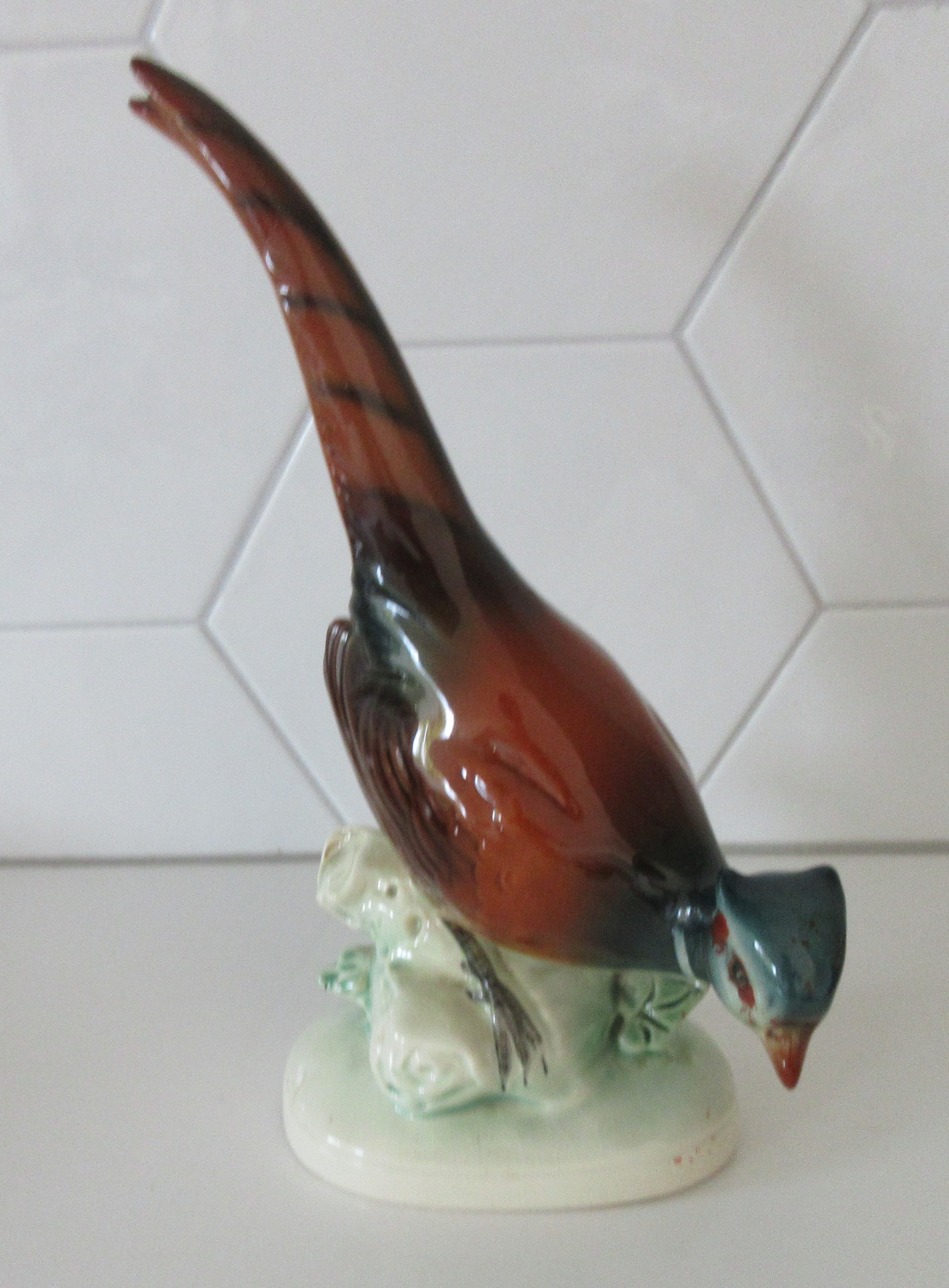 Niet of onleesbaar gesigneerd - Art deco aardewerken plastiek van een fazant kopen? Bied vanaf 1!