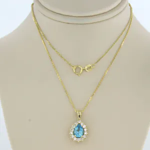 14k gouden collier en hanger bezet met topaas en briljant geslepen diamant kopen? Bied vanaf 320!