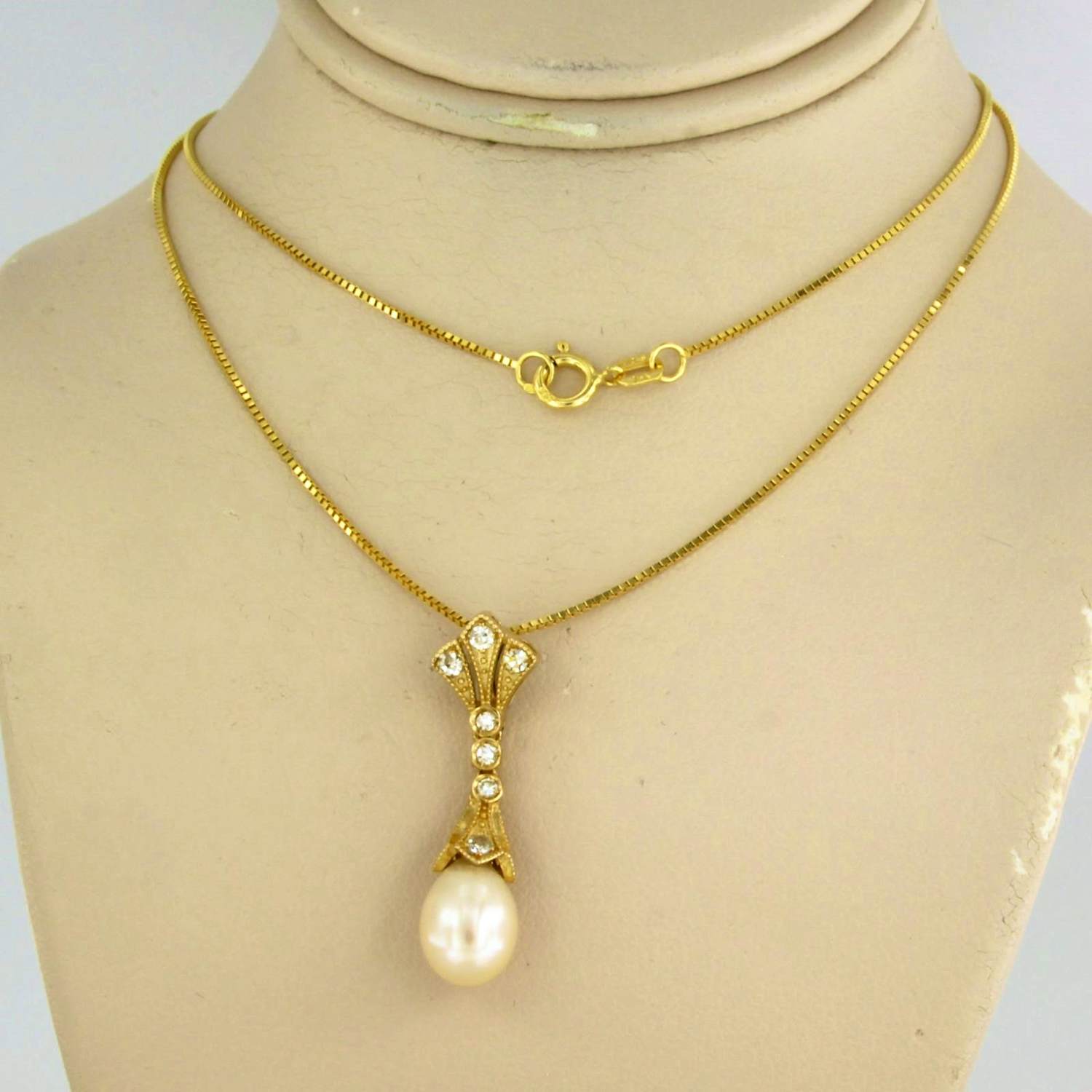 14k gouden collier met hanger met parel en single cut geslepen diamant kopen? Bied vanaf 285!