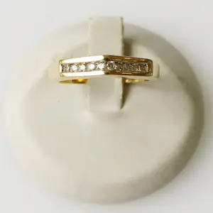 Diamanten ring kaufen? Bieten Sie von 650!