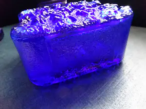 Lars Hellsten - twee koningsblauwe Bark vazen 1960-1969 kopen? Bied vanaf 75!