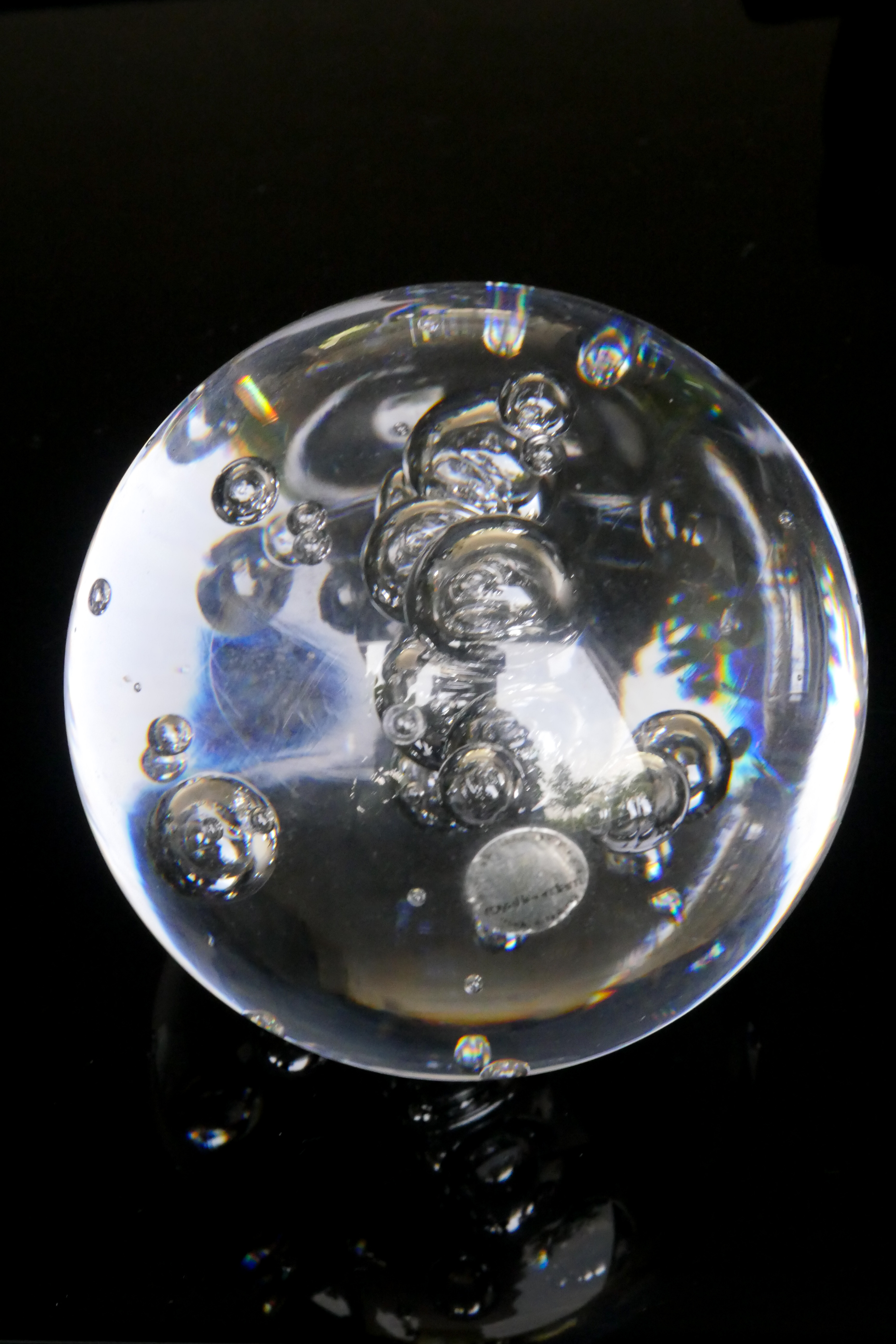 Floris Meydam - Bol Presse-papier met luchtbellen verkocht voor € 20!