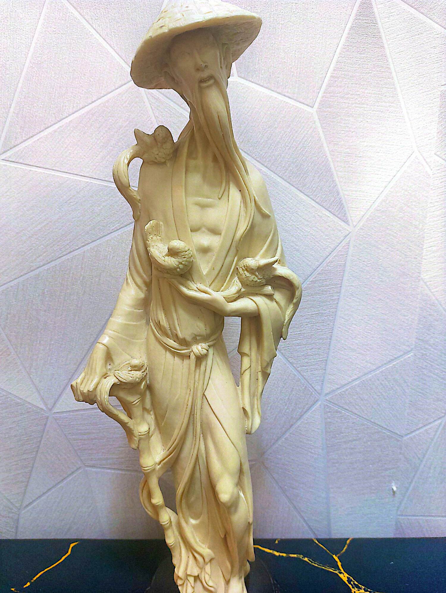 Amilcare Santini - Aziatisch man met vogels kopen? Bied vanaf 30!