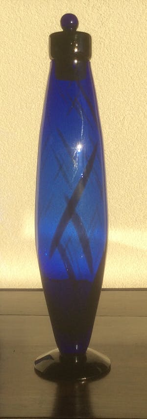 Niet of onleesbaar gesigneerd - UNIEK BLAUW GLASOBJECT kopen? Bied vanaf 1!