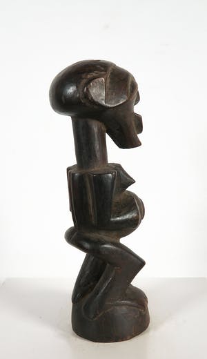 Songye - Houten Nkisi fetisj beeld met navelruimte voor magische stoffen kopen? Bied vanaf 1!