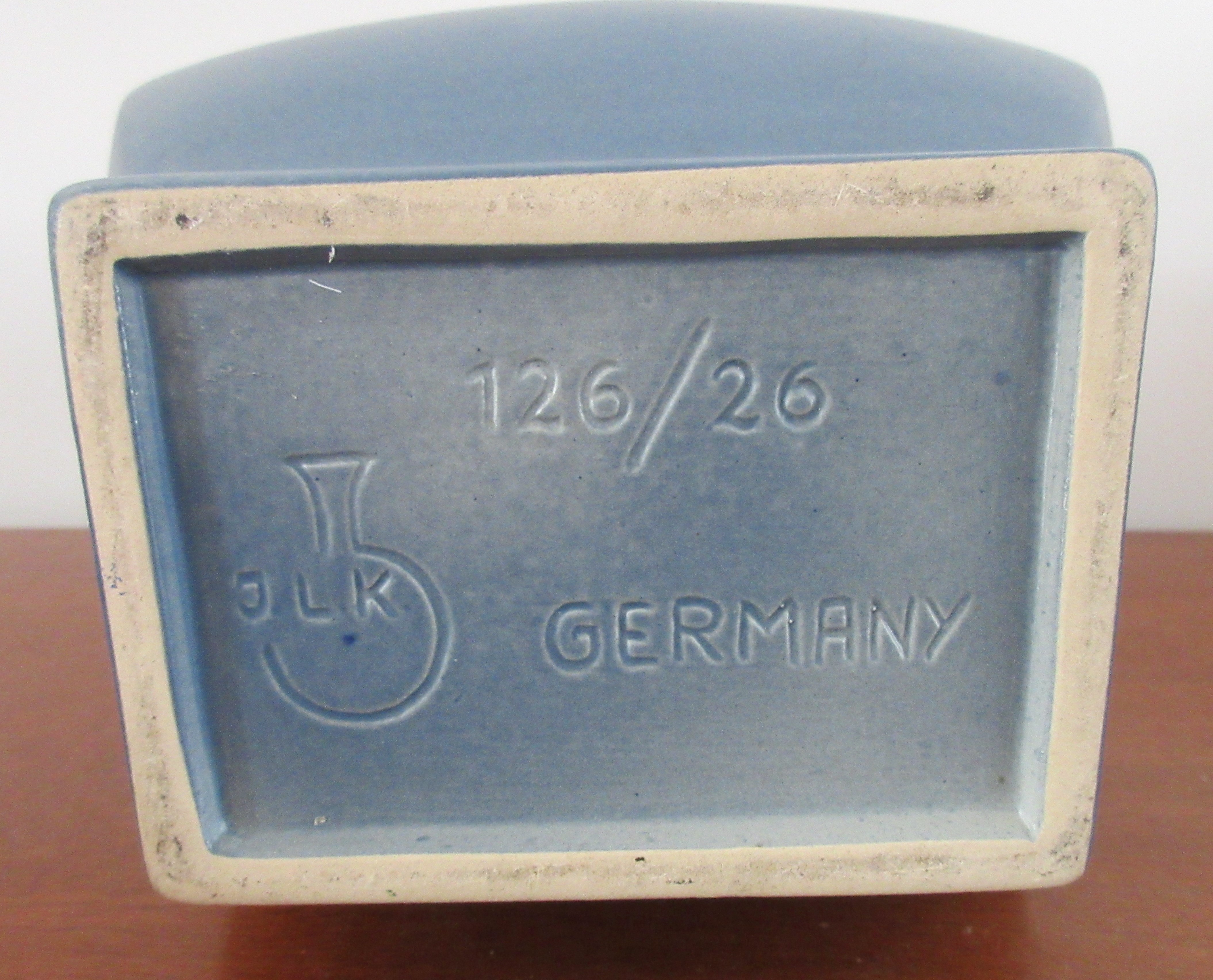 Ilkra - Knoedgen - Grote blauw grijze vierkante keramische vaas kopen? Bied vanaf 18!