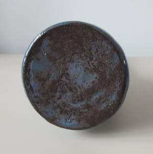 Peter Selhorst - Blauwe aardewerk schoorsteenvaas kopen? Bied vanaf 27!