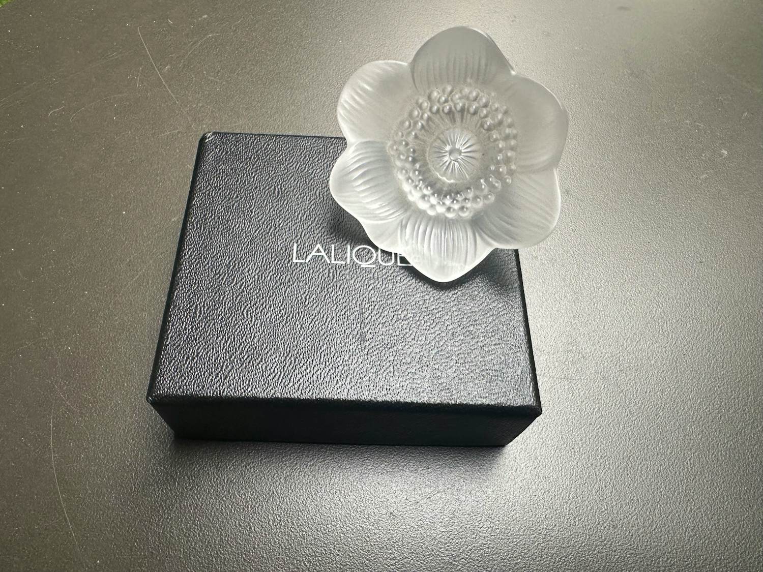 Rene Lalique - Cachet Anemone clear kopen? Bied vanaf 120!