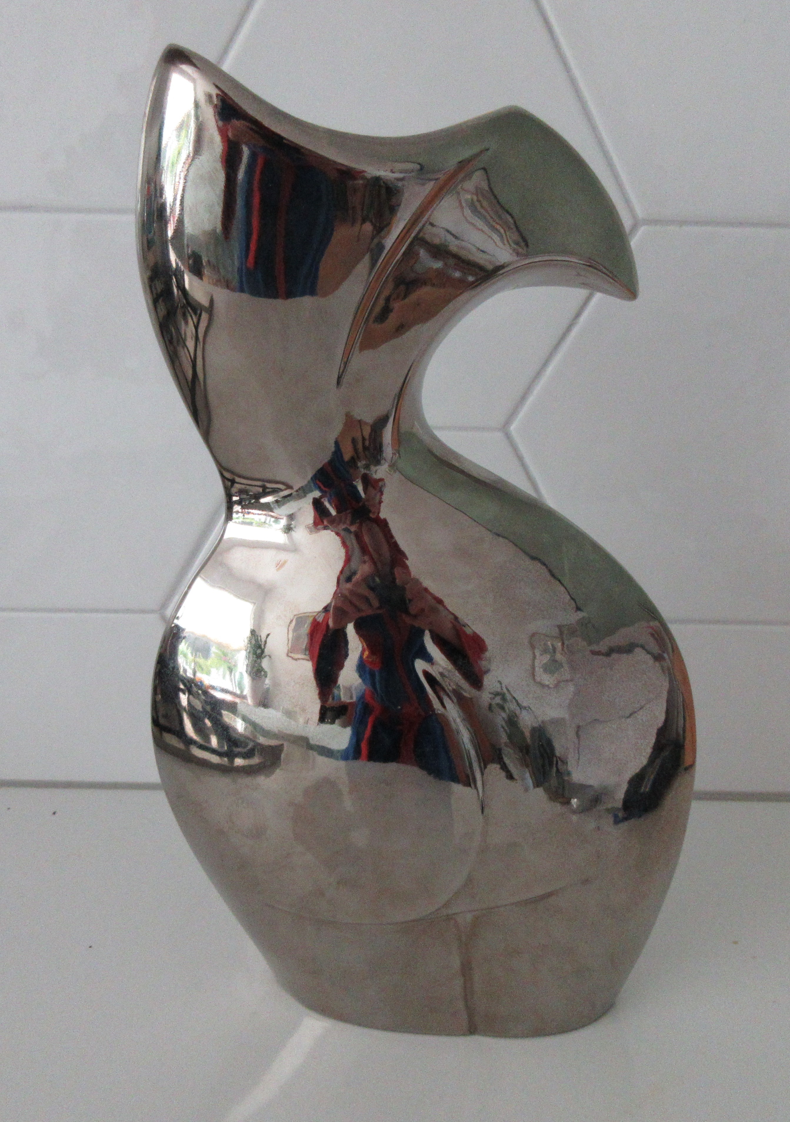 Niet of onleesbaar gesigneerd - Gestileerde platina porseleinen plastiek van een vogel kopen? Bied vanaf 1!