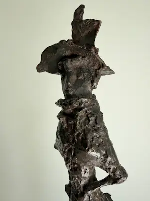 Theo van der Nahmer - bronzen sculptuur | 'Joffer' (Groot werk) kopen? Bied vanaf 1500!