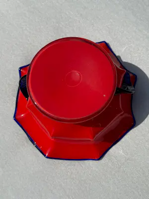 Onbekend - Glazen Rode schaal met blauwe rand en handels kopen? Bied vanaf 10!