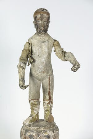 Curiosa - Houten figuur staand op een sokkel kopen? Bied vanaf 1!