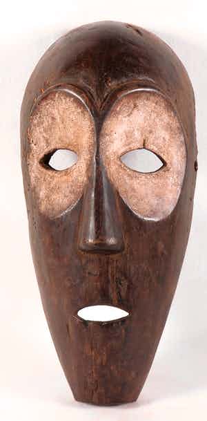 Lega - Initiatiemasker met witte ogen verkocht voor € 1!