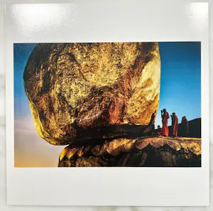 Steve McCurry - The Golden Rock - Magnum photos limited edition kopen? Bied vanaf 250!