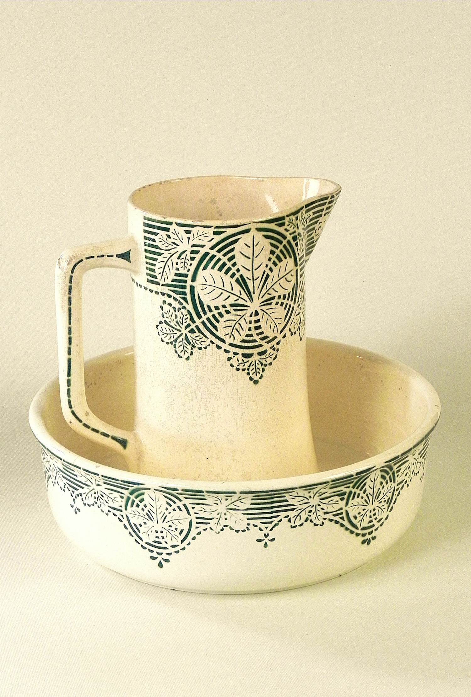 Keramiekfabriek Nimy - ntiek Art Deco lampetstel Nimy – Groen kastanjeblad decor – Jaren 20/30". kopen? Bied vanaf 35!
