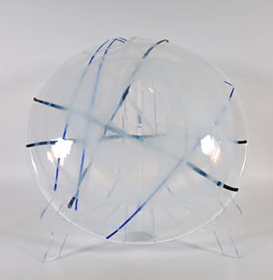 Anna Ehrner - Ronde grote schaal met blauwe en zwarte aders (+ een onbekende schaal) kopen? Bied vanaf 80!