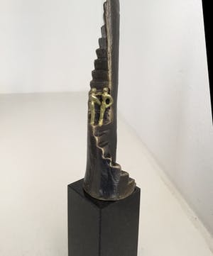 Corry Ammerlaan - Sculptuur “ De trap naar succes “ kopen? Bied vanaf 65!