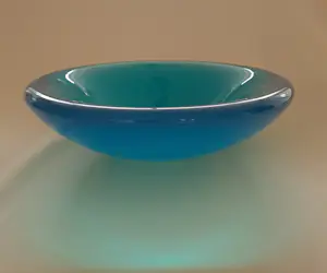 Vincent de Rijk - Azure blauw epoxy kom/ schaal van Vincent de Rijk voor RiRa. kopen? Bied vanaf 350!