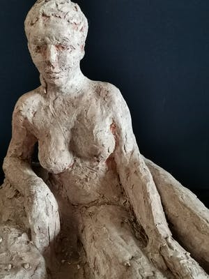 Niet of onleesbaar gesigneerd - Fraai beeld van naakte liggende dame kopen? Bied vanaf 1!