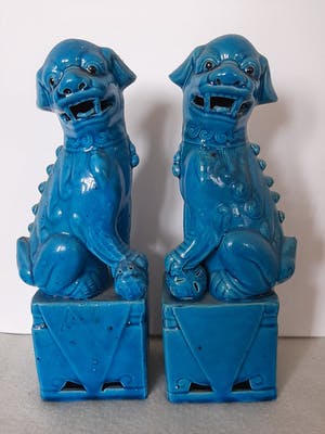 Niet of onleesbaar gesigneerd - 2 honden Chinese kopen? Bied vanaf 1!