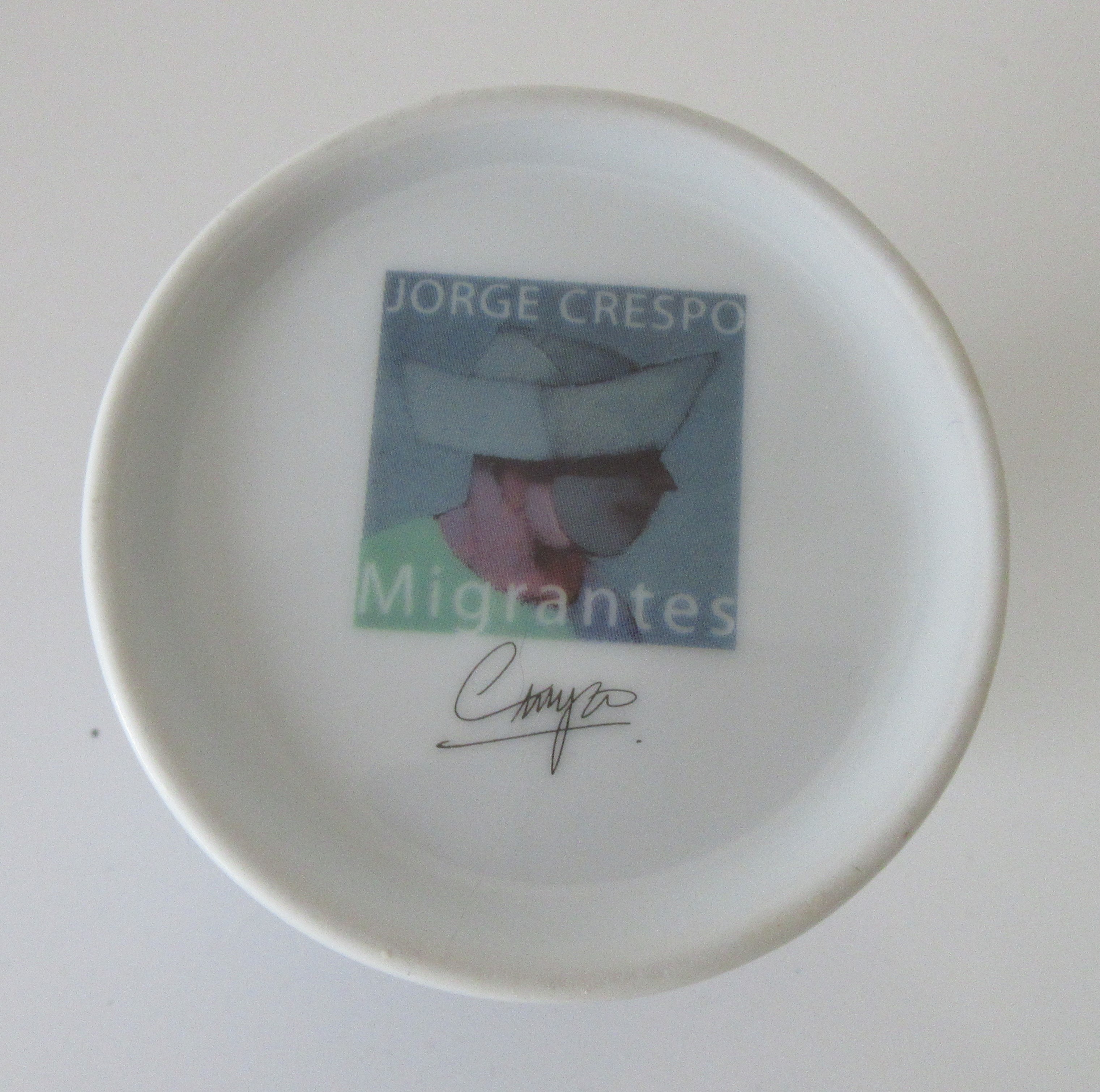 Niet of onleesbaar gesigneerd - Jorge Crespo - Porseleinen creamer en suikerpot "Migrantes" kopen? Bied vanaf 1!