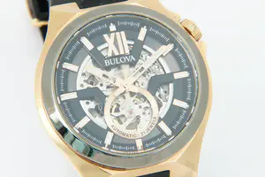 36 - Robuust Bulova 98A177 Skeleton automatisch polshorloge met siliconen band kopen? Bied vanaf 120!