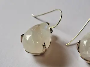 Nieuwe zilveren oorbellen met  Regenboogmaansteen kopen? Bied vanaf 70!