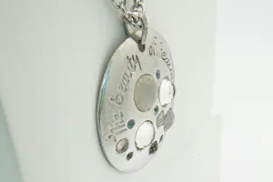 39 - Lang 1e gehlt. zilveren collier en grote "the beauty of heaven" hanger kopen? Bied vanaf 80!
