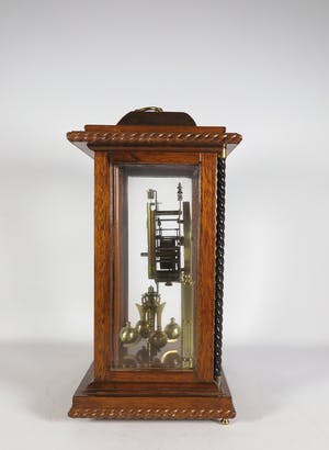 Niet of onleesbaar gesigneerd - Klok, Pendule in houten kast met glazen ruitjes kopen? Bied vanaf 1!