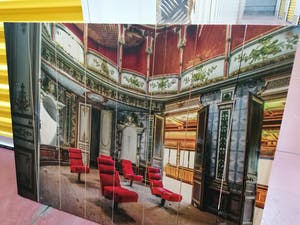 Niet of onleesbaar gesigneerd - "Château Pavarotti" op vurenhout kopen? Bied vanaf 1!