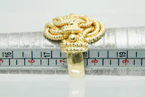 88 - Zware, vrijwel nieuwe Surinaamse 20Krt gouden mattenklopper ring kopen? Bied vanaf 1150!