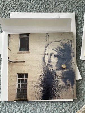 Banksy - Bristol's Home Sweet Home met varia kopen? Bied vanaf 50!