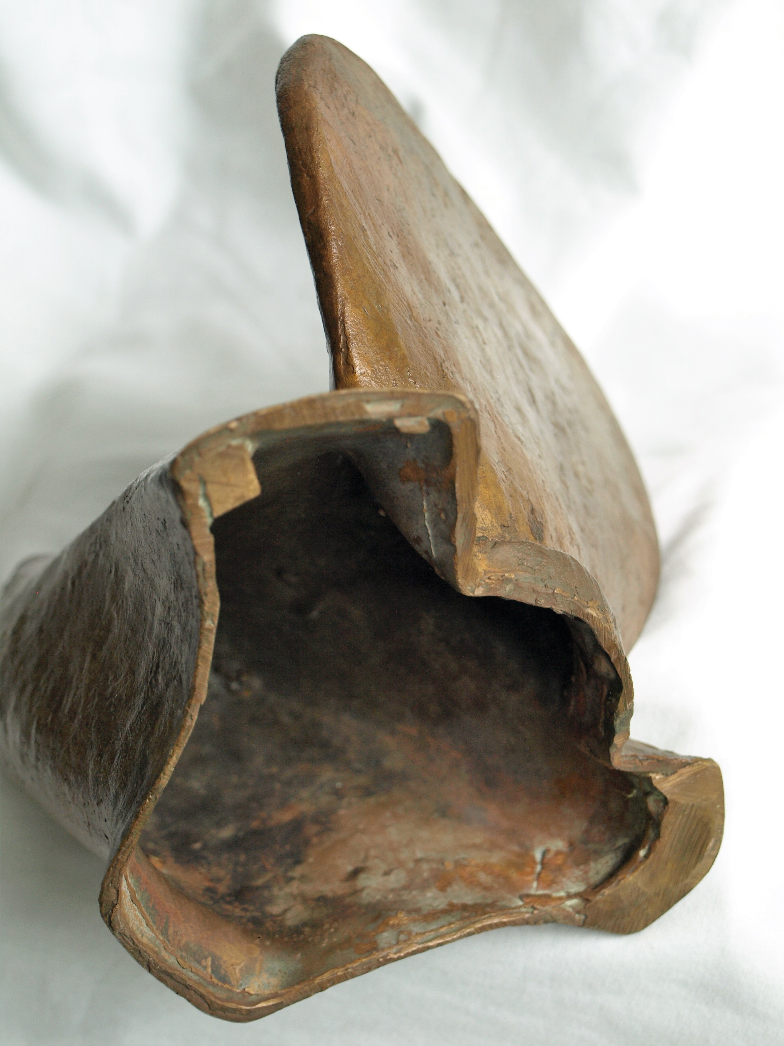 Niet of onleesbaar gesigneerd - Bronzen beeld , Duif / Doffer  kopen? Bied vanaf 1!