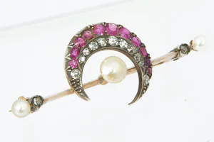 Bwgg halve maan Broche Cushion / Bolsjewiek diamant & robijn kopen? Bied vanaf 160!
